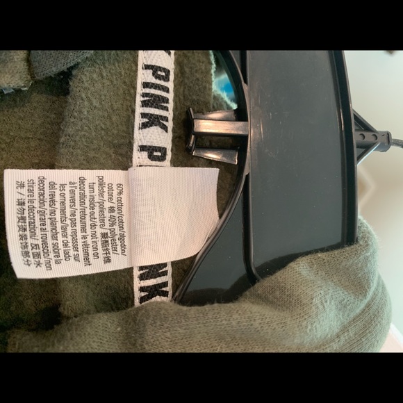 Pink (Victoria Secrets) Olive bling-bling jacket - Picture 7 of 8